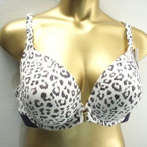 Cacique white animal print underwire bra size 42DDD  NWTS